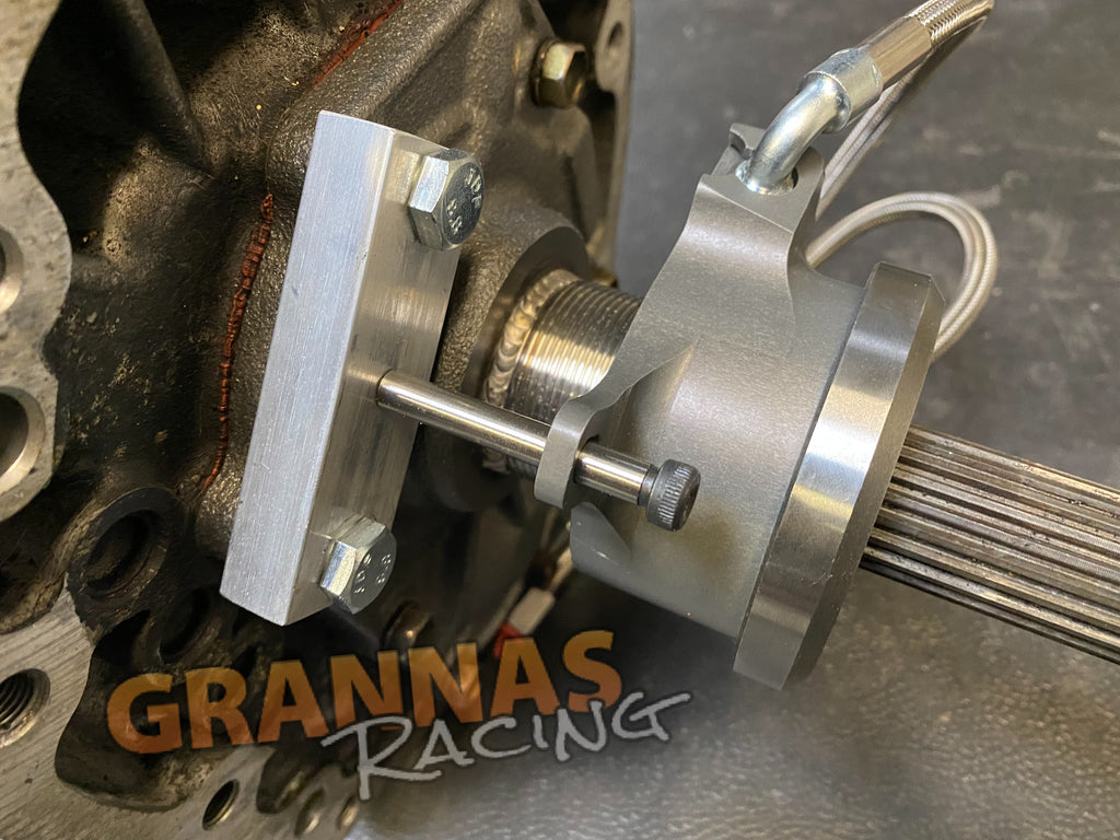 Grannas Racing Adjustable R154 Hydraulic Clutch Release Bearing